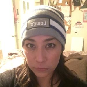 Meet your Posher, Cynthia